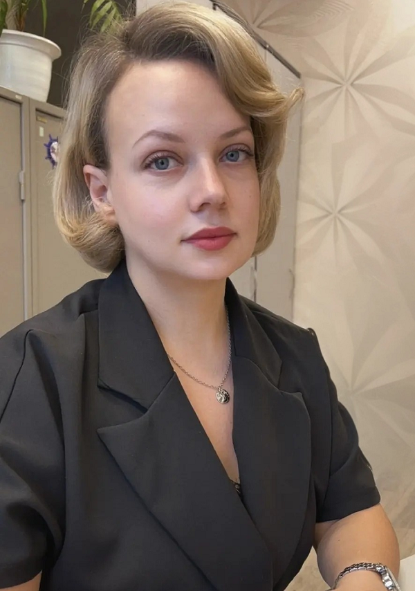 Богданова Яна Евгеньевна.